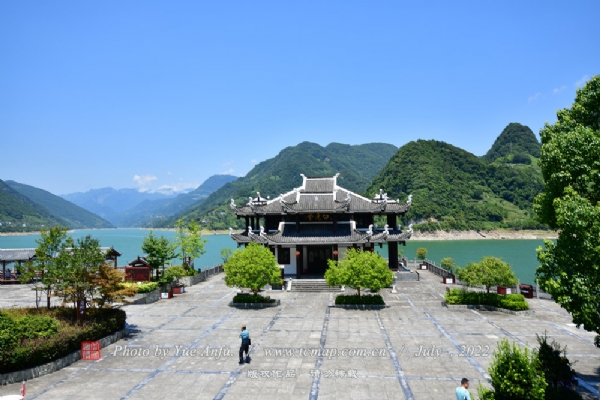 彭