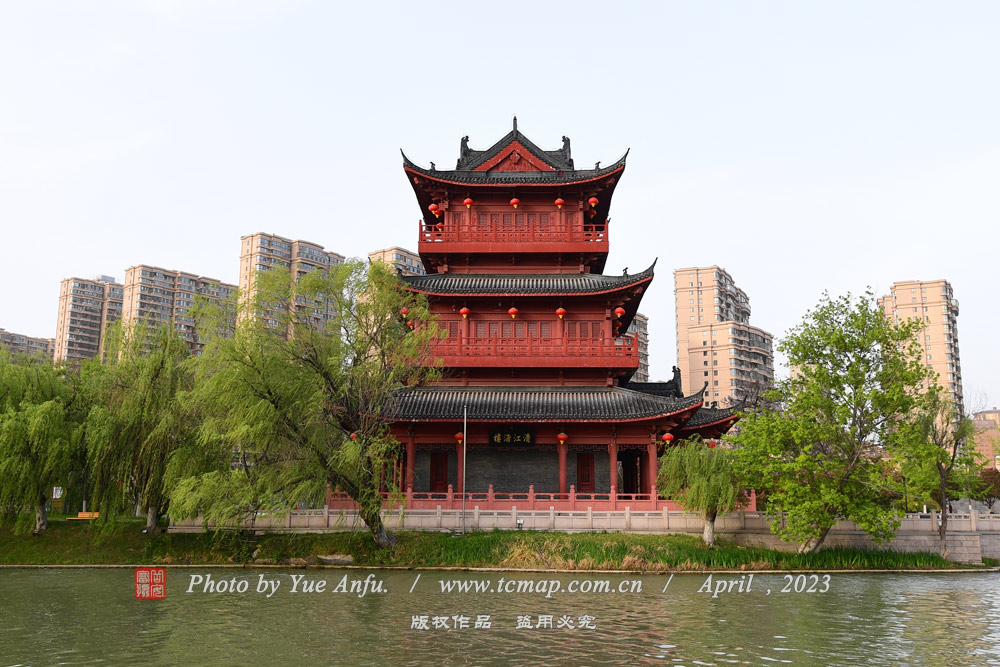 彭¥