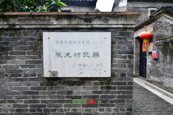 Ŵ