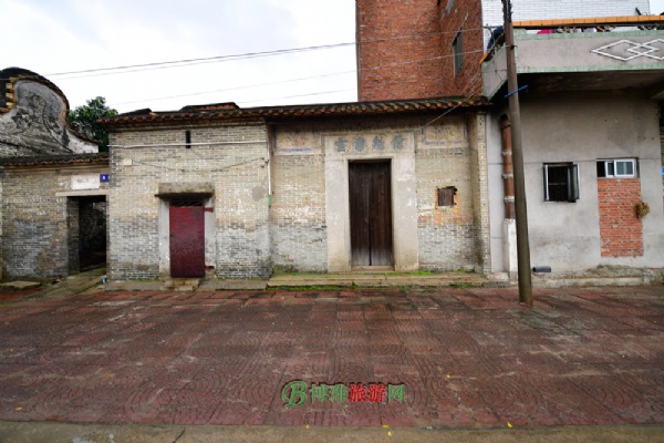 Ժ