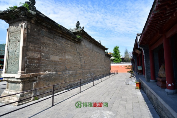 ɫɰҿ鸡ˮȻƴɡϱΰ׳ۣڵ棬Լڶڼ5࣬СֻʮסȻʹѱڶ֮СжµڷɣϷһֱ33׵飬¸һж£ж֮ƣããȺԾӰйִĴӰ֮һйڶӰڡҲǶɫһ